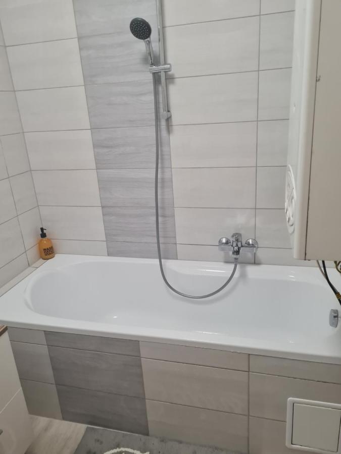 Urban Apartman Miskolc Exterior foto